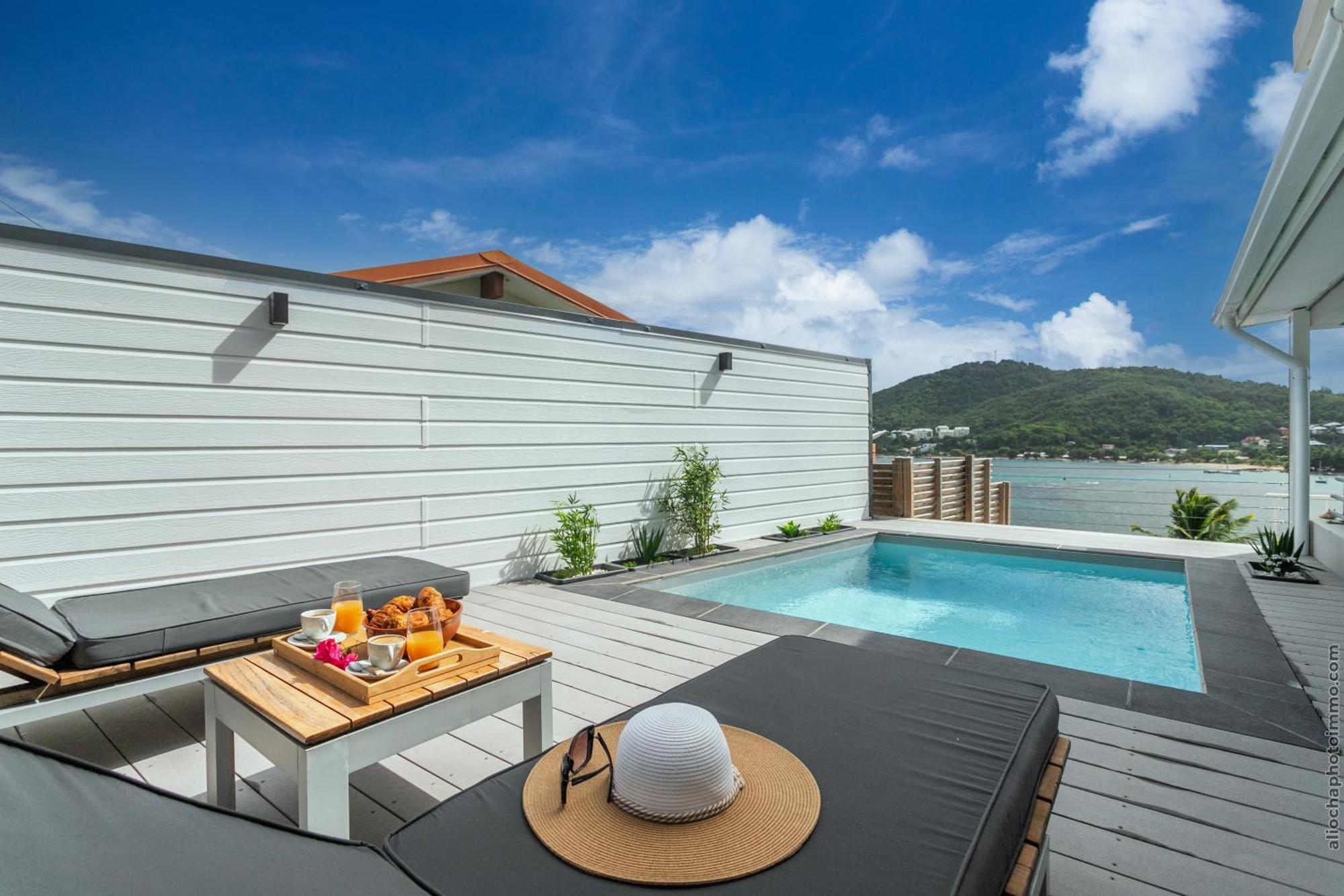 Sublime Villa Piscine - Tresor De La Baie La Trinite Exterior photo